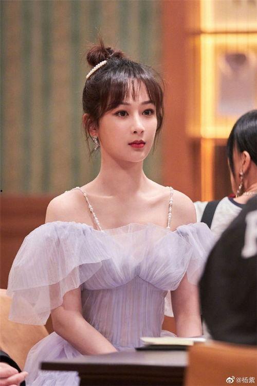 恐丑的娱乐吃瓜人的微博,娱乐八卦背后的真相与笑料