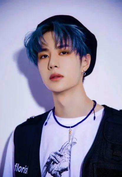 娱乐圈吃王一博肖战的瓜,娱乐圈风云再起，兄弟情深还是暗流涌动？